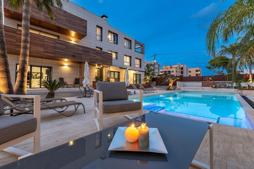 미아미플라자 Lusso E Relax Con Piscina A 2 Minuti Dal Mare 아파트 외부 사진