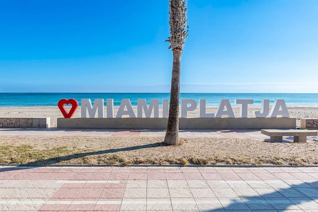 미아미플라자 Lusso E Relax Con Piscina A 2 Minuti Dal Mare 아파트 외부 사진